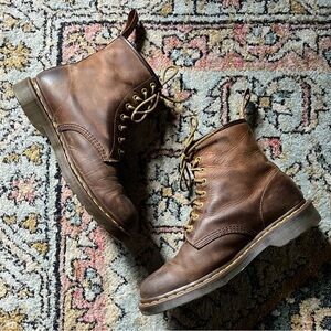 Dr. Martens 1460 Crazy Horse Leather Lace Up Boots Brown 11822 Men’s Sz 10